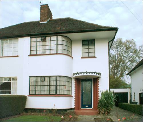 10 Howard Walk